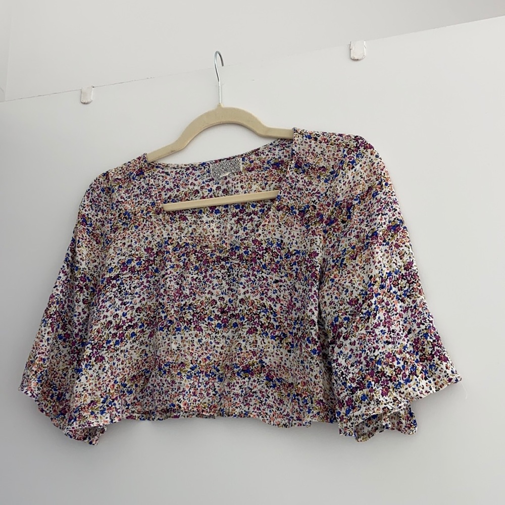 Beautiful floral crop top